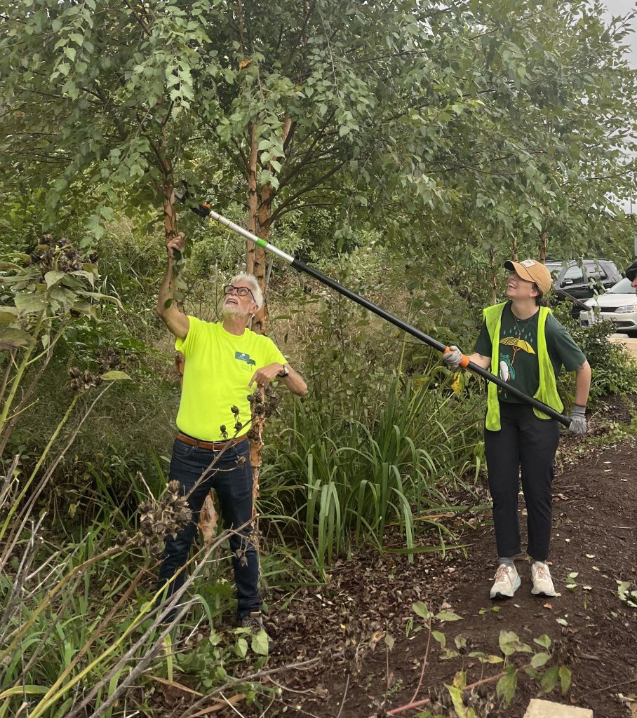 Photo of Grace Volunteering